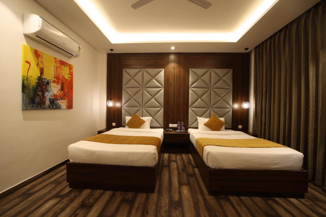 Hotel The Vilana A Unit Of Jg Developers Rishīkesh Buitenkant foto