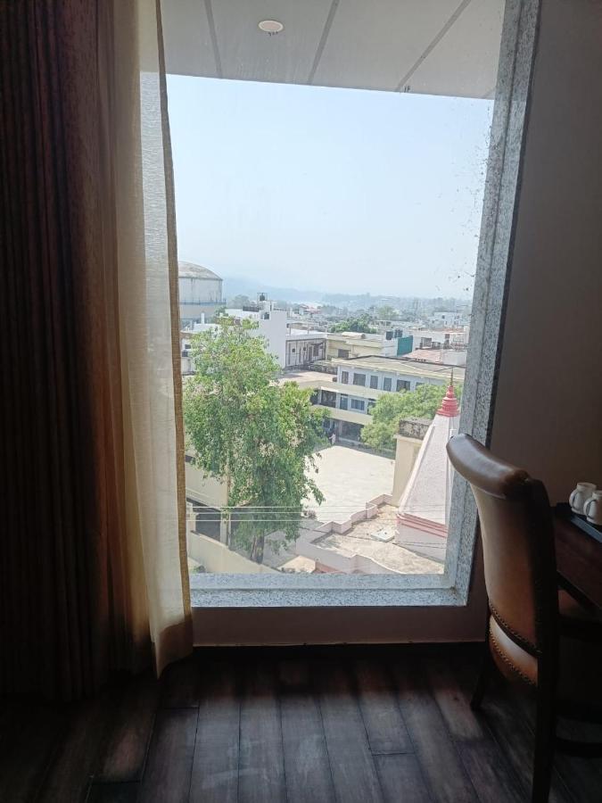 Hotel The Vilana A Unit Of Jg Developers Rishīkesh Buitenkant foto