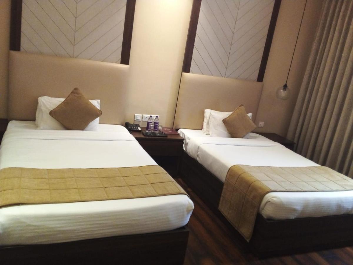 Hotel The Vilana A Unit Of Jg Developers Rishīkesh Buitenkant foto